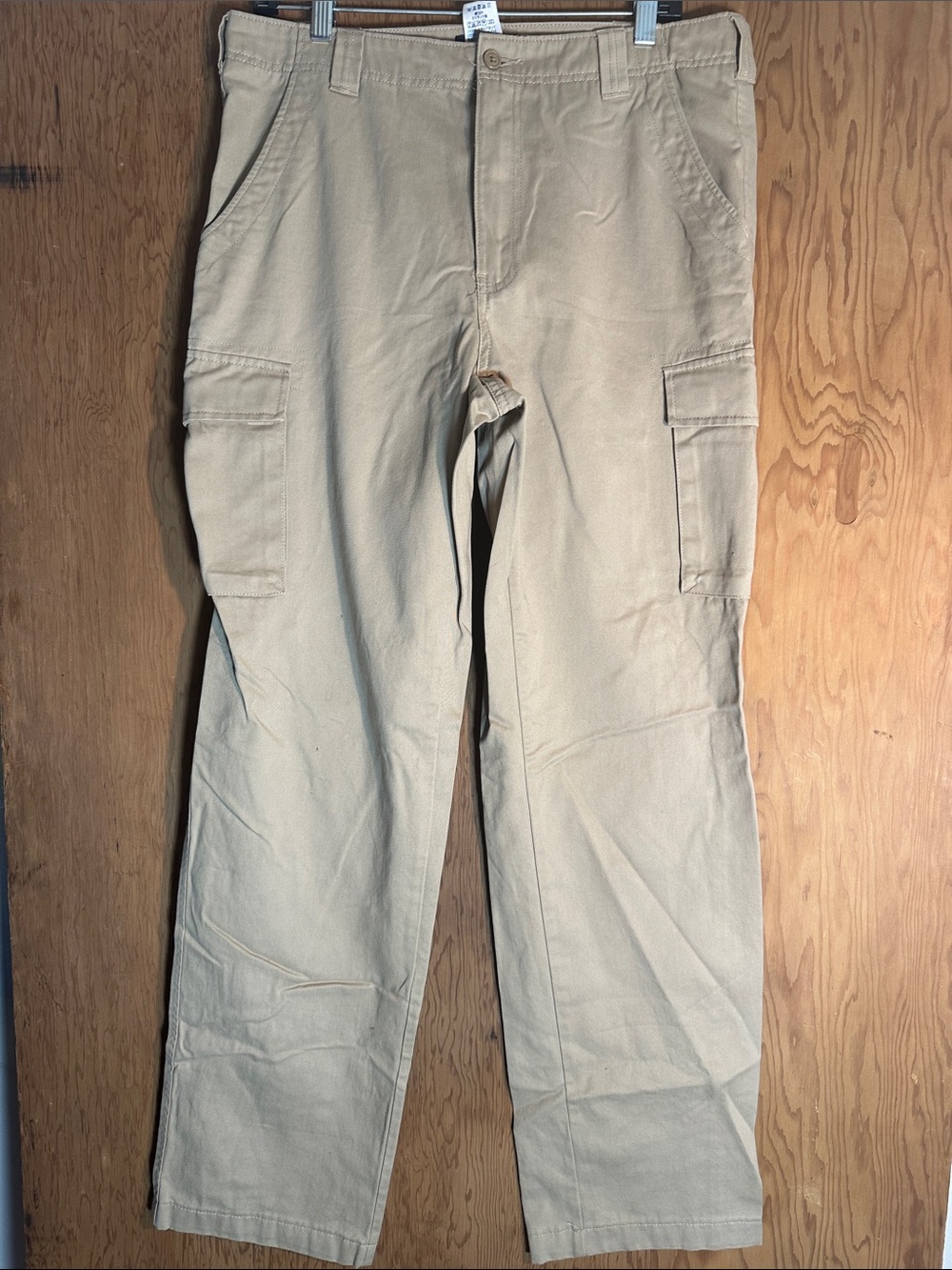 Lands' End Khaki Cargo Pants — Classic Pocket Utility